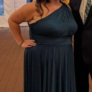 Azazie long bridesmaid dress. Women’s size 24. Peacock color. Charlize style.